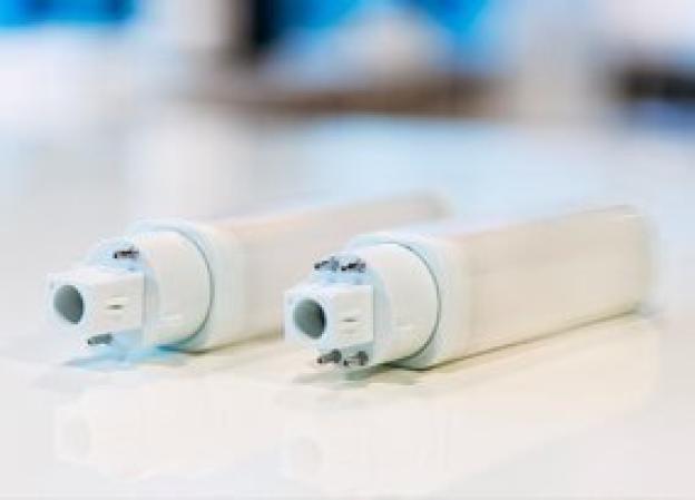 Welcome the new Philips CorePro LED PL-C 